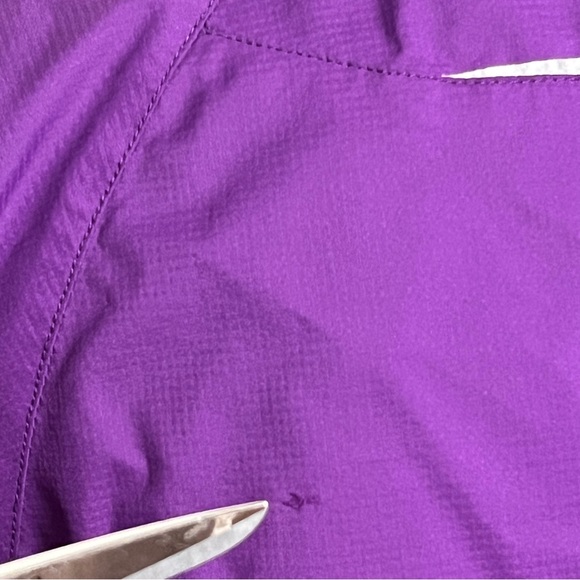 Arc’teryx Purple Women’s Marathon Running Jacket — Size Small - Picture 13 of 16